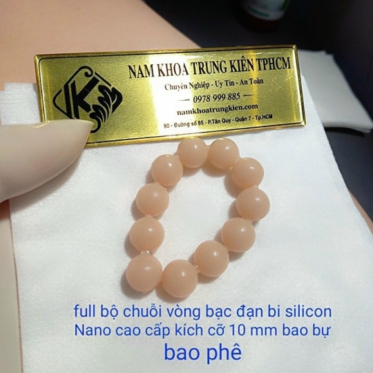 Hình ảnh gắn bi cậu nhỏ